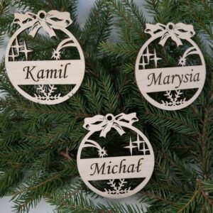 Bombka z imieniem - obustronna - wypalane w drewnie