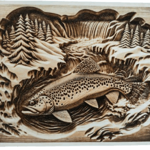Ryba w górskiej rzece - wypalany w drewnie - drewniana dekoracja ścienna