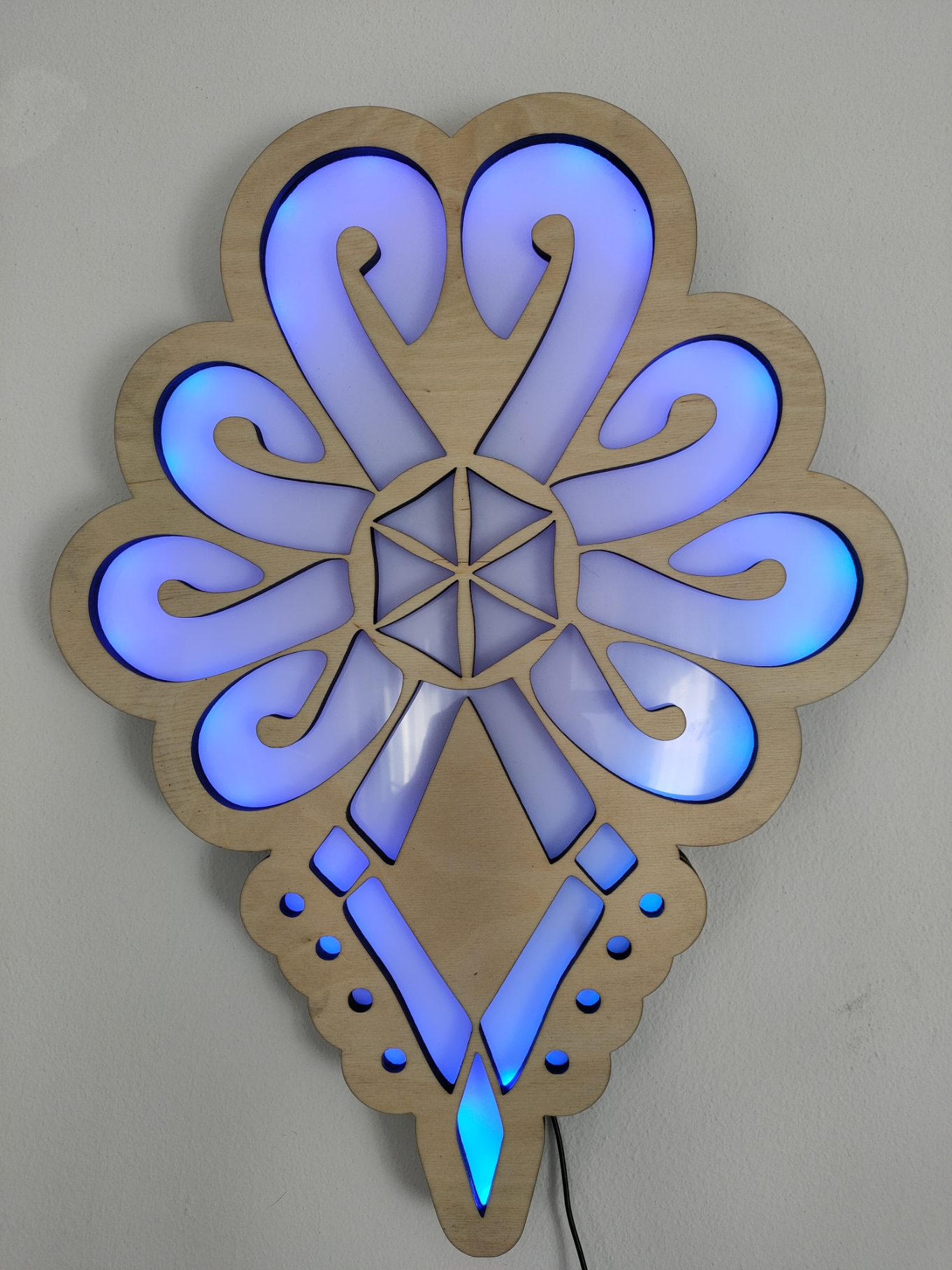 Parzenica RGB LED - Drewniana dekoracja na ścianę - różne kolory - obrazek 5