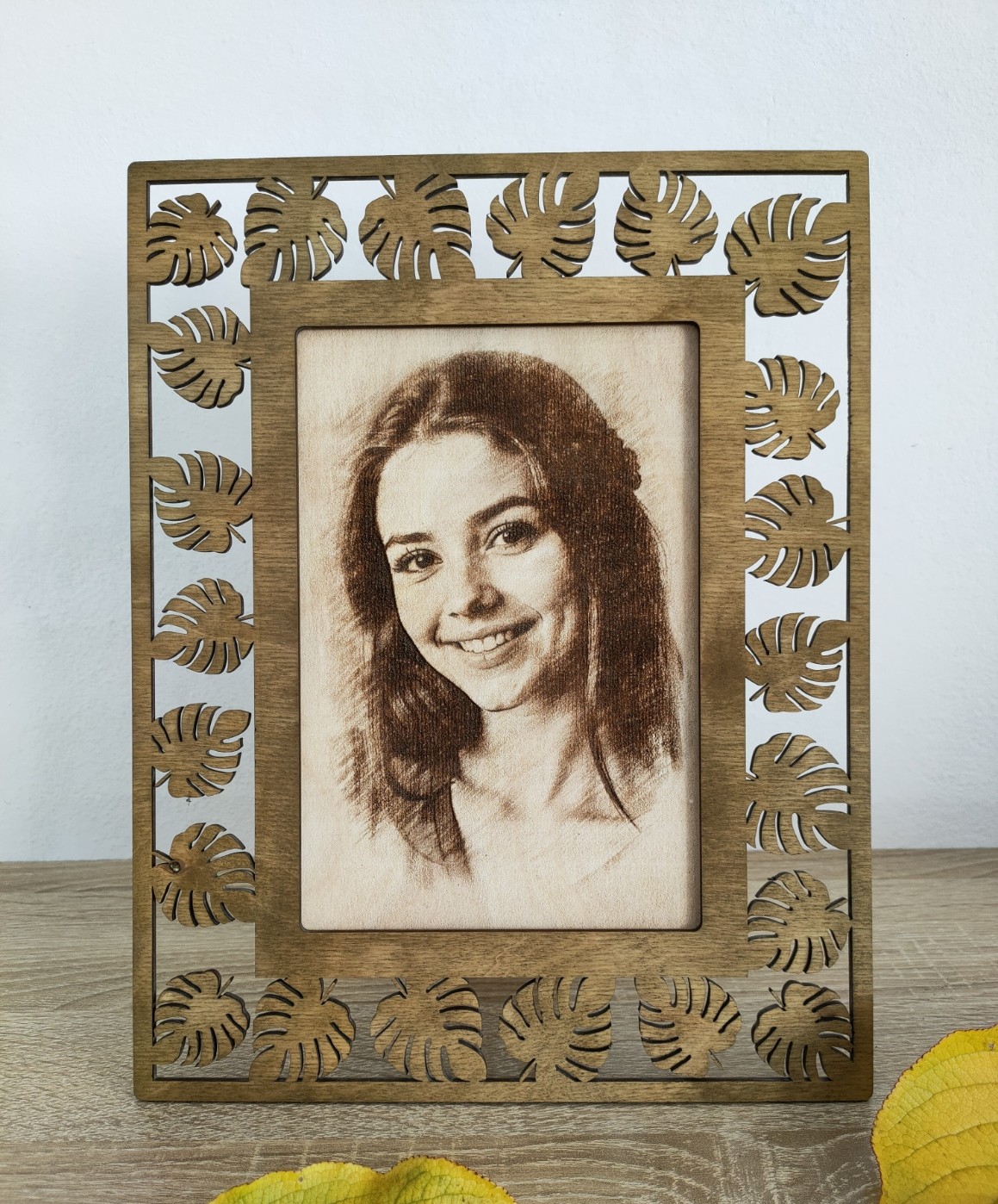 Portret wypalany w drewnie ze zdjęcia - personalizowany prezent